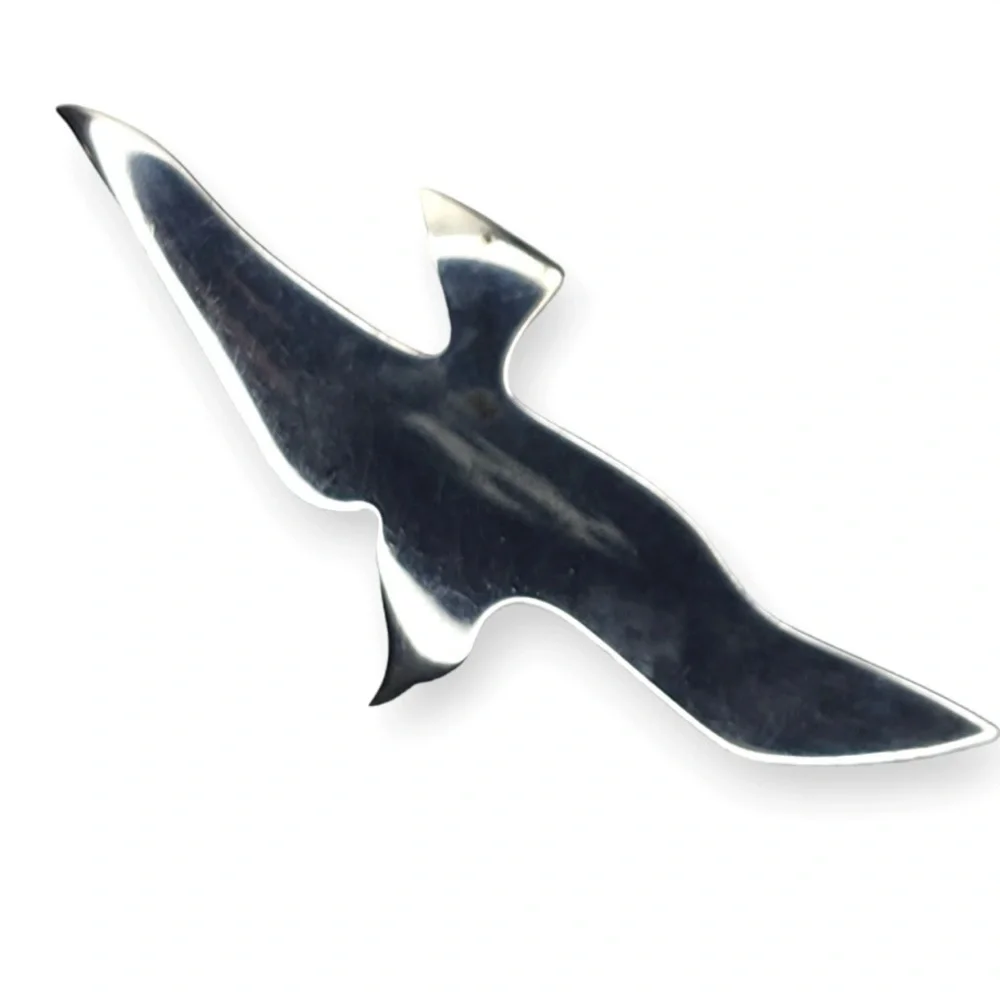 INTERNATIONAL STERLING Soaring Seagull Bird Brooch Pin, Pendant, silver 925